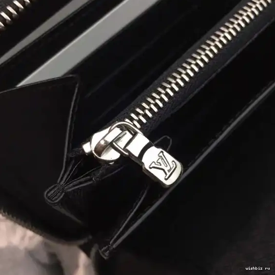 WIS Zip wallet Louis Vuitton supreme 0531